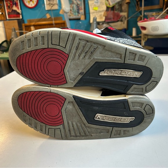 Jordan 3 retro low top sneakers, used good condition - Picture 7 of 10